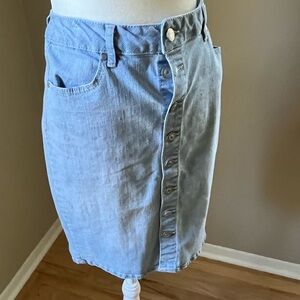 Great denim skirt -button front